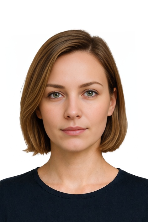 LT Lithuania passport 40x60 mm (4x6 cm) photo example — 40×60mm white background, AI-processed result