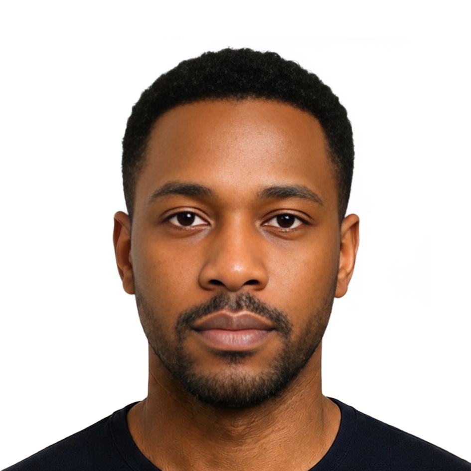 MG Madagascar visa 40x40 mm photo example — 40×40mm white background, AI-processed result